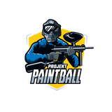 Logo Projekt Paintball Żbikowice, postać mężczyzny z bronią.