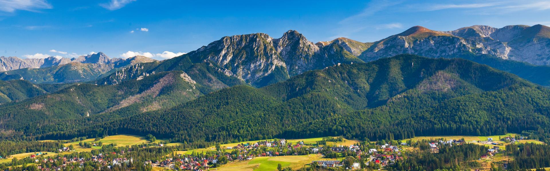 Blick auf Zakopane und das Tatra-Gebirge von Gubałówka aus